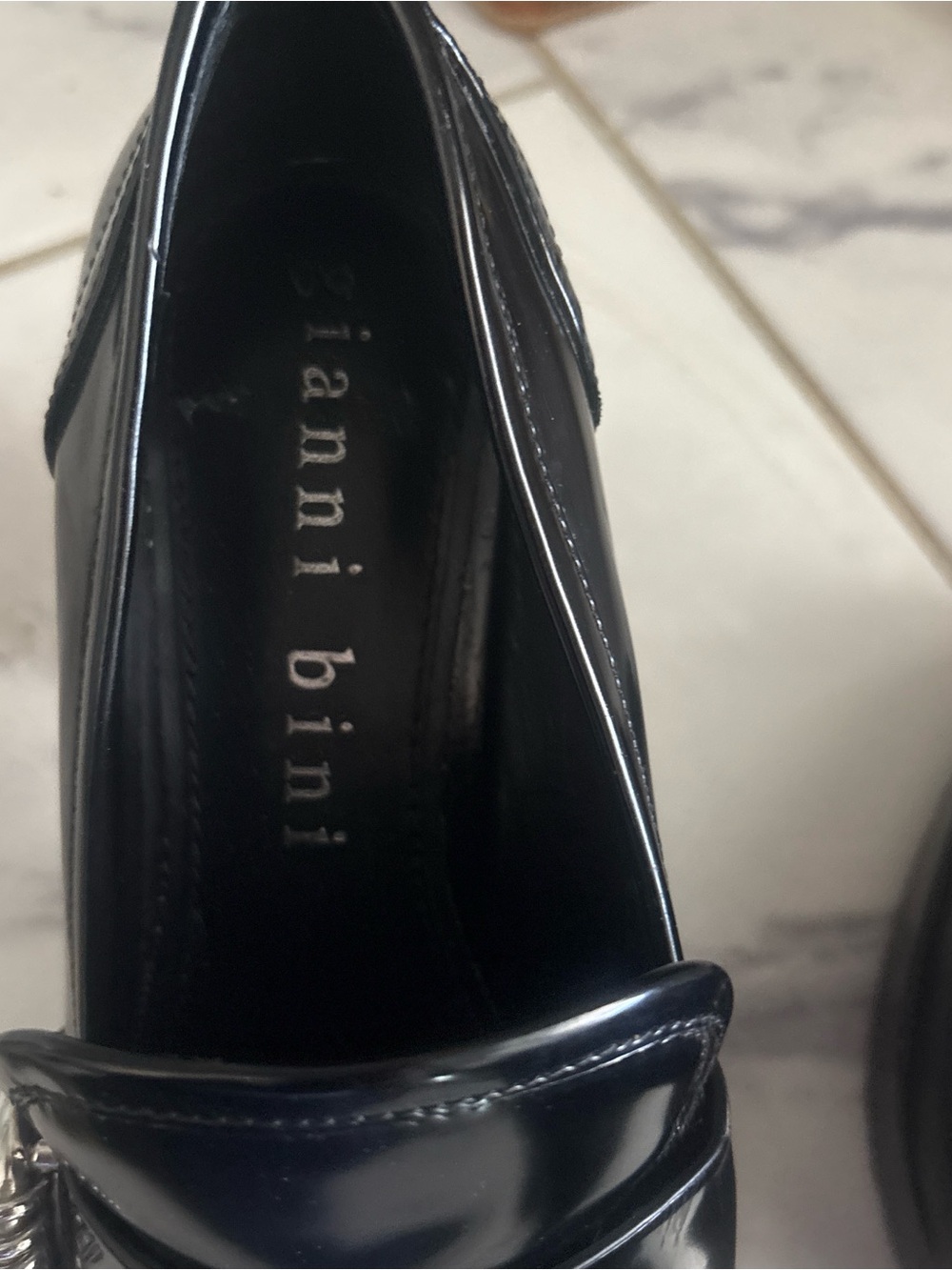 Gianni Bini preppy Black Patent Platform Loafers size 6 - Picture 3 of 6